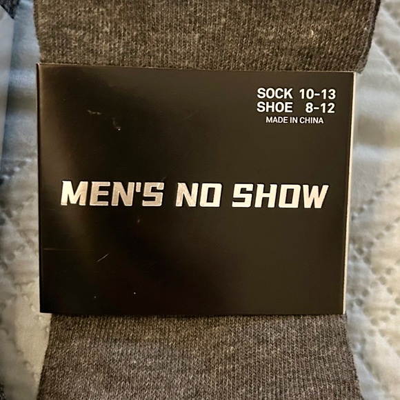 16 Pairs of Men’s No Show Socks, NEW - Picture 2 of 3